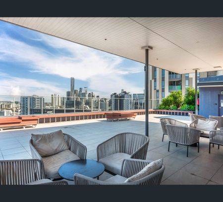 1205/510 St Pauls Terrace, Bowen Hills, Qld 4006 - Photo 4