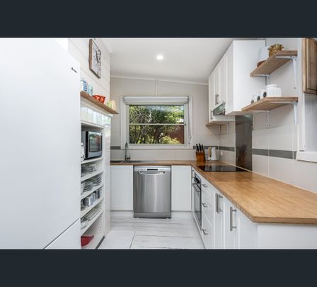 33 Shamrock Street, Golden Square, Vic 3555 - Photo 1