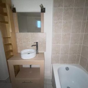 A LOUER - AIX EN PROVENCE - 1/2 PIECES COURS SEXTIUS - Photo 2