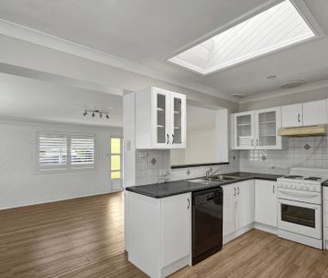 4 Mumford Avenue - Photo 1