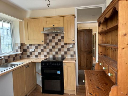 2 bedroom detached bungalow to rent - Photo 1
