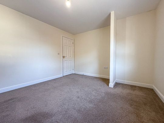 Burge Crescent, Cotford St. Luke, Taunton, Somerset - Photo 1