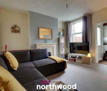 3 bedroom terraced house to rent - Photo 2