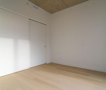 3155 Avenue Parkville, #322 - Photo 5