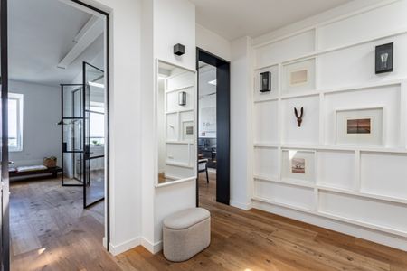 Loftowy apartament w kamienicy - Zdjęcie 3