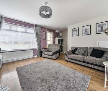 Rowacres, Whitchurch, Bristol, BS14 - Photo 2