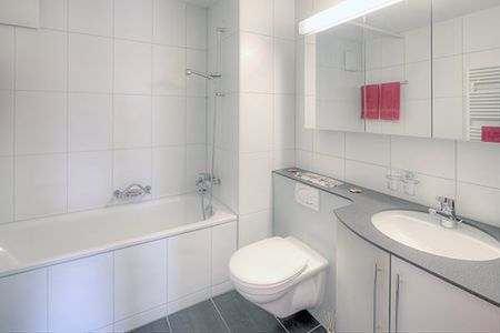 4 Zimmer, 103 m², 14. Stock - Photo 4