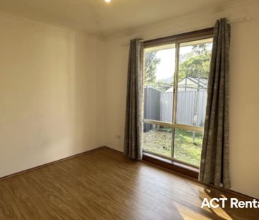 2 Littler Place, Banks ACT 2906 - House For Rent | Domain - Photo 4