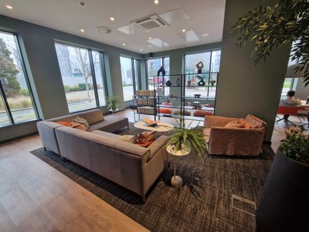 Red, Media City Uk - Photo 3