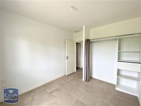 Location Maison 4 pièces 88m² LA VILLE DIEU DU TEMPLE 82290 - Photo 4