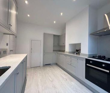 Birchmead Avenue, Pinner, HA5 - Photo 2