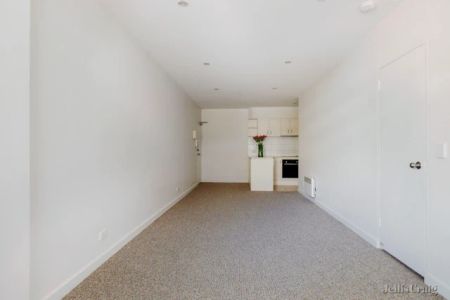 1 Bed, 1 Bath - Photo 3