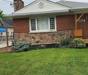 For Lease - 20407 Leslie Street, East Gwillimbury, Ontario - Photo 3