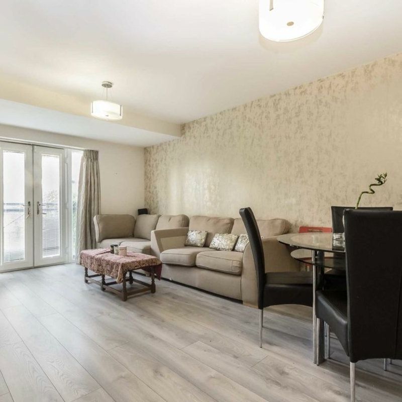 Woodmill Close, SW15, London - Photo 1