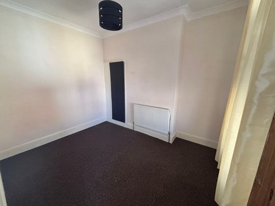 Steynburg Street, Hull - Photo 1