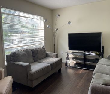 For Lease - 461 Pondview Place, Oakville, Ontario - Photo 1