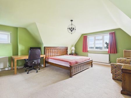 6 bedroom detached house to rent - Photo 5