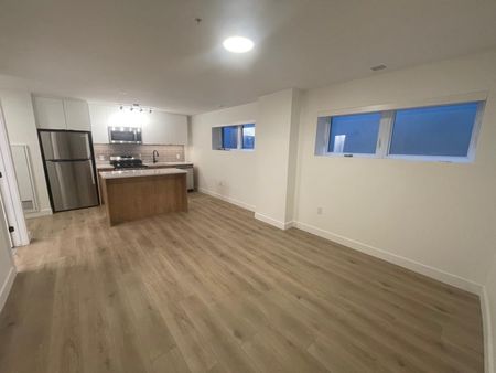 For Lease - 1600 James Naismith Drive Unit# #B13, Cyrville - Carson Grove - Pineview, Ontario - Photo 3