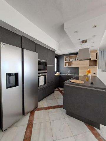 Alquiler Villa en Velerin, Estepona - Photo 2