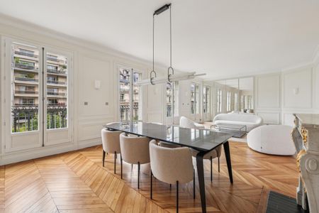 Location Appartement 5 pièces Meublé 152m² PARIS 8ème - Photo 3