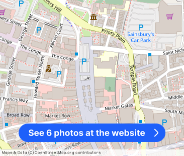 Market Place, Great Yarmouth - Photo 1