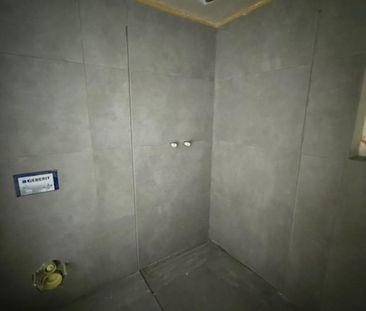 Moderne helle 2 Zimmerwohnung mit Balkon und Blick ins Grüne - Photo 1