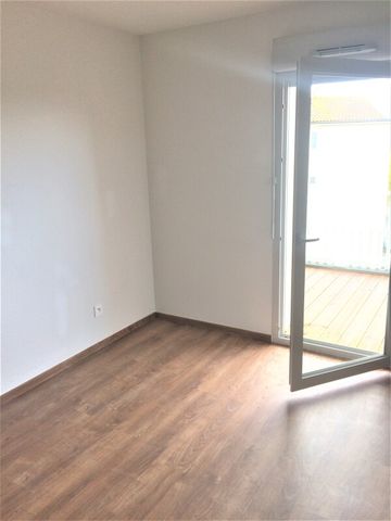 Location Appartement 4 pièces 76m² BEGLES 33130 - Photo 4
