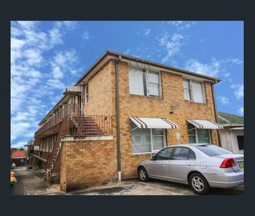 Neat Two-Bedroom Apartment in Convenient Campsie Location - Photo 4
