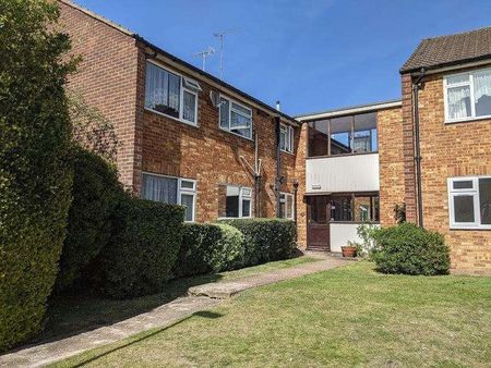 Kingsfield Road, Oxhey, WD19 - Photo 2