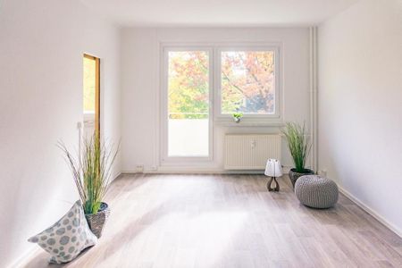 Geräumige 2-Raum-Wohnung mit Balkon - Foto 2