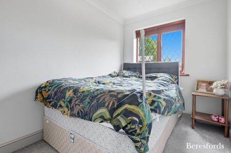 3 bedroom detached house to rent - Photo 5