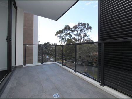 Lovely 2 bedroom unit - Photo 5