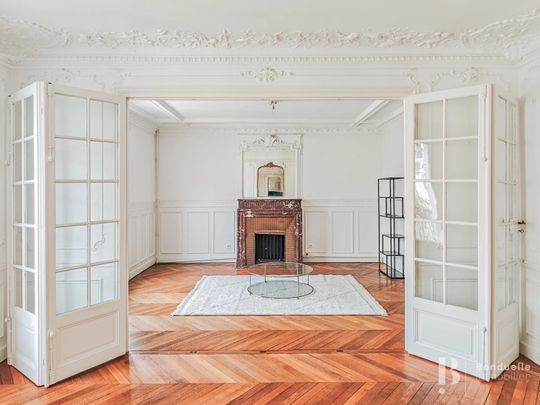 Tout savoir sur cet appartement dans le quartier Sorbonne, à Paris 5ème - Photo 1