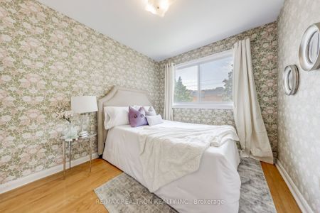 For Lease - 387 Willowdale Avenue, Toronto, Ontario - Photo 4