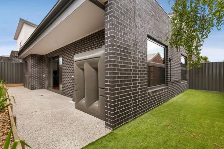 Unit 4/2 Pitches Street, Moonee Ponds. - Photo 5