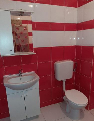 Închiriez apartament 2 camere mobilat și utilat complet - Photo 5
