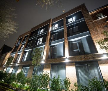 West Walk Studios - Photo 6