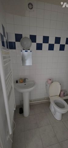 Studio avec cour privative et stationnement. - Photo 4