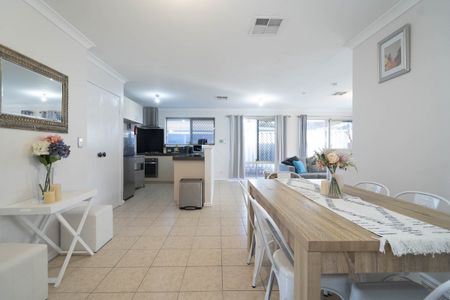 FAMILY HOME IN CUL-DE-SAC - Photo 2