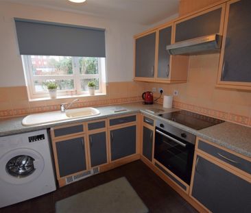 1 bedroom flat - ground floor to rent - Photo 3