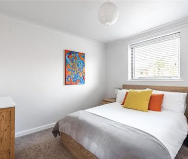 4 bedroom detached house to rent - Photo 5