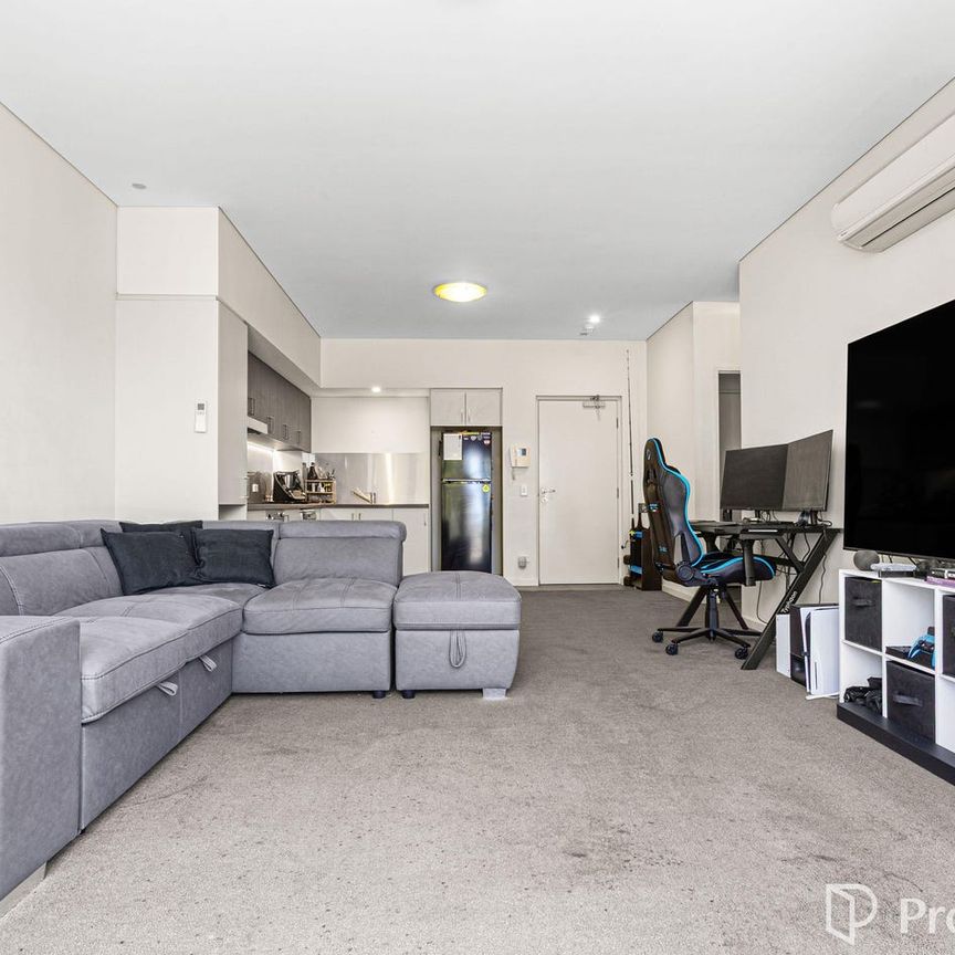 1-Bedroom Apartment - Photo 1