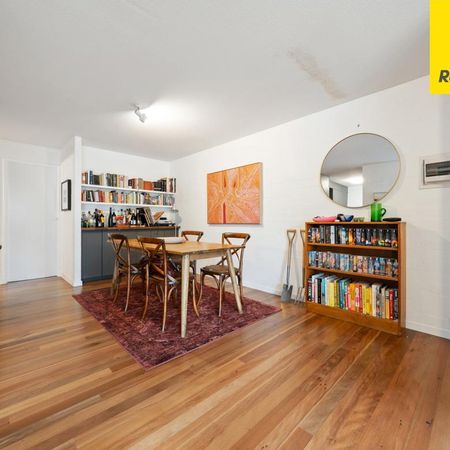 Enviable Lifestyle and Location! - Photo 3