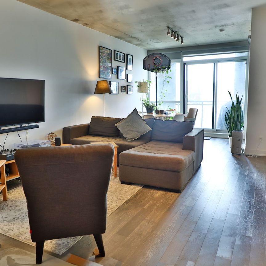 For Lease - 1190 Dundas Street Unit# 423, Toronto, Ontario - Photo 1