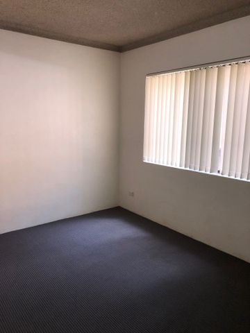 6 MONTH LEASE - Photo 2