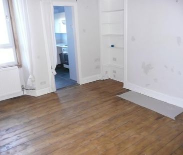 2 bedroom property to rent - Photo 2