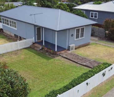 Charming Home in Prime Bomaderry Location - Photo 6