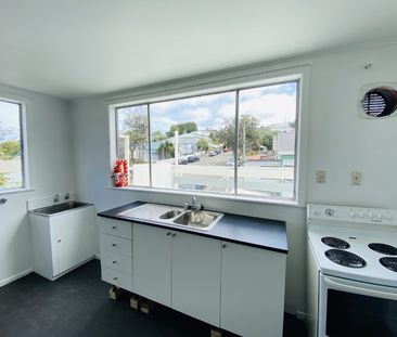 4/510 Adelaide Rd, Berhampore - Photo 2