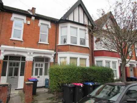 Ronald Park Avenue, Westcliff On Sea, SS0 - Photo 2