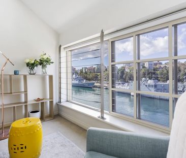 Stylish, fully-furnished loft-style apartment on the Harbour - Photo 2